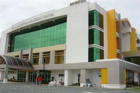 City Medic Emergency Hospital, Santa Rosa, Laguna .